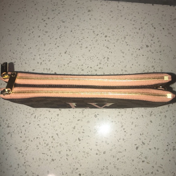 SOLD! Authentic Louis Vuitton Double Zip Pochette - Picture 6 of 8